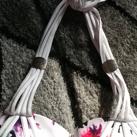 🌺🌸Bathing suit🌺🌸 - Picture 4 of 5